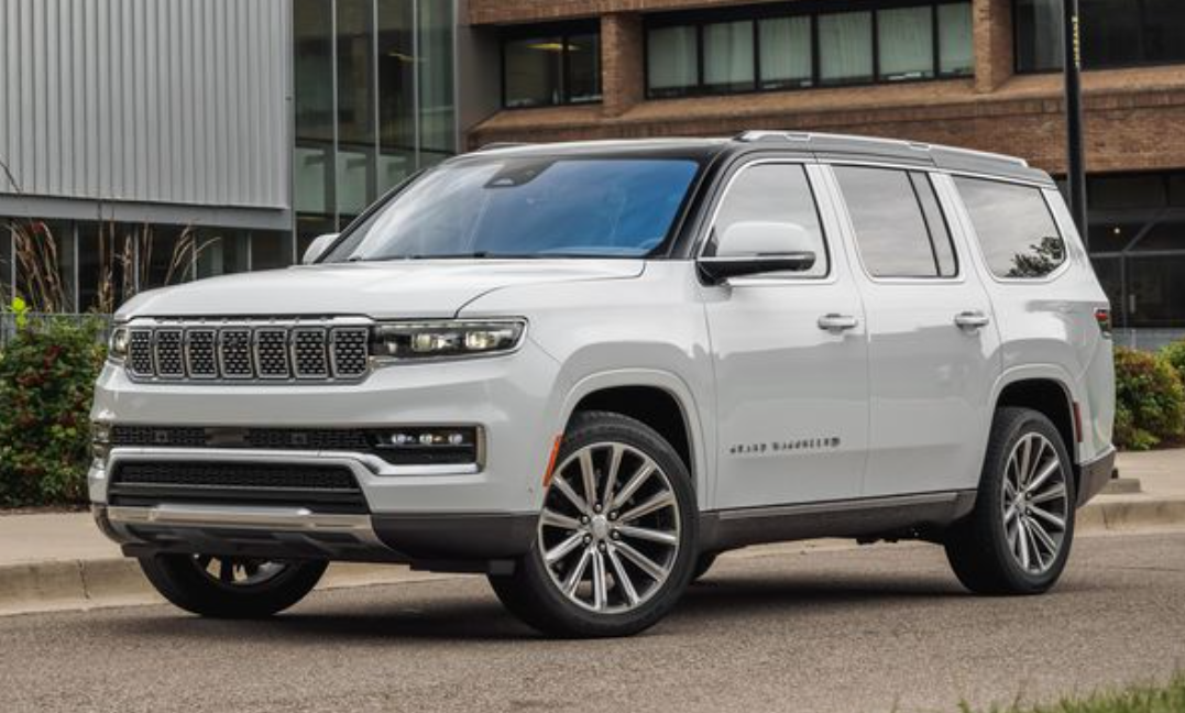 Features of the 2022 jeep wagoneer and grand wagoneer