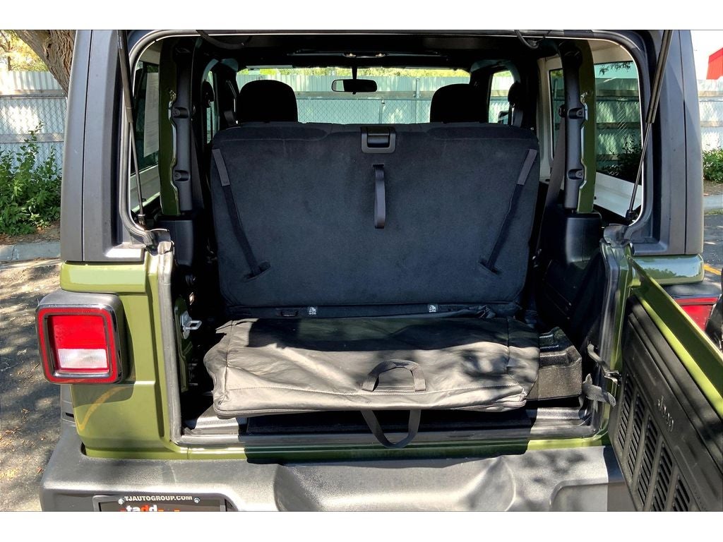 2022 Jeep Wrangler Willys