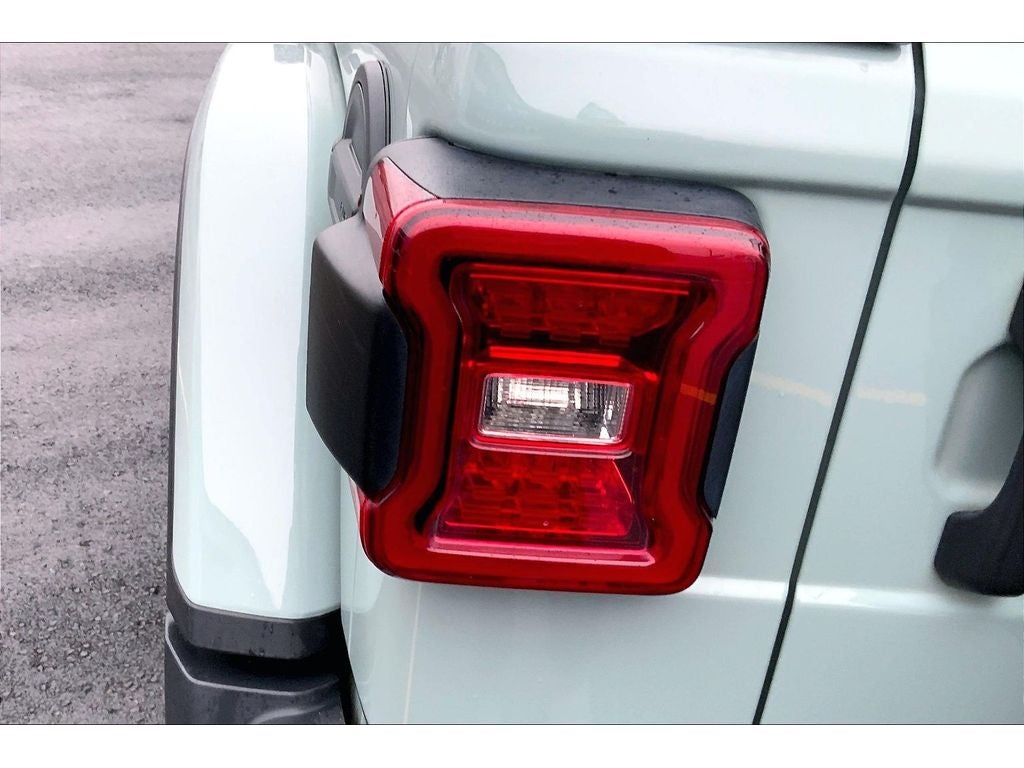 2023 Jeep Wrangler Rubicon 392