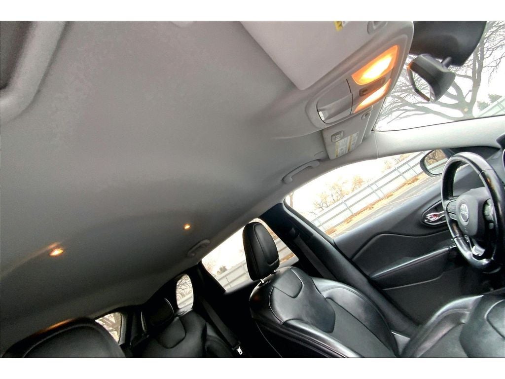 2020 Jeep Cherokee Altitude