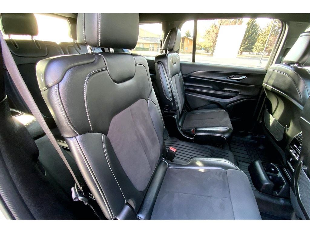 2024 Jeep Grand Cherokee L Altitude X