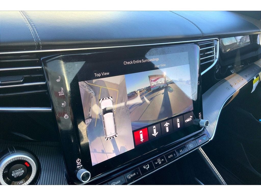 2022 Jeep Grand Wagoneer Series II Obsidian