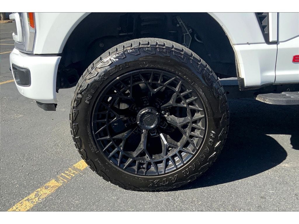 2023 Ford F-250 Super Duty LARIAT