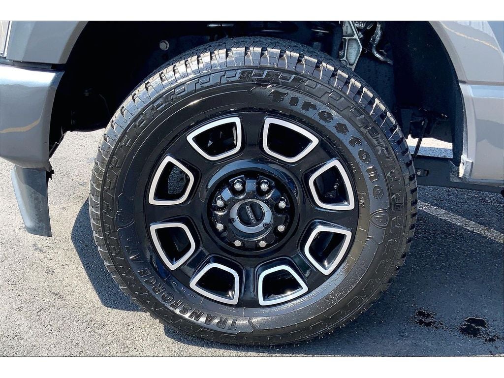 2025 Ford F-350 Super Duty Platinum