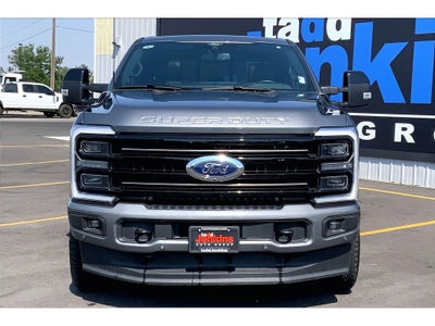 2025 Ford F-350 Super Duty Platinum