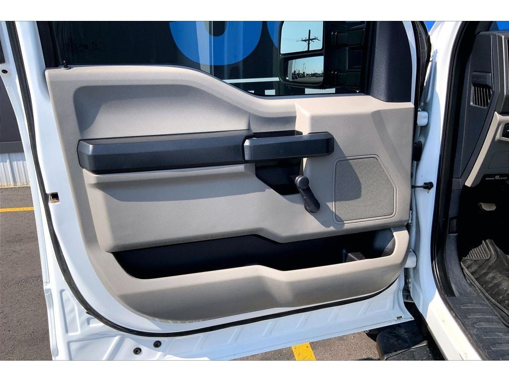 2022 Ford F-350 Super Duty XL