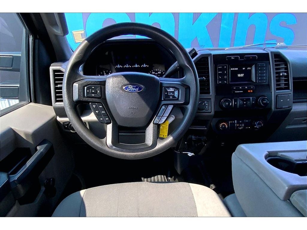 2022 Ford F-350 Super Duty XL