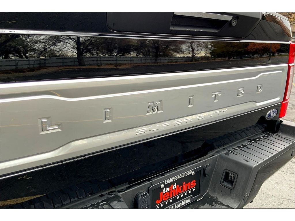 2022 Ford F-350 Super Duty Limited