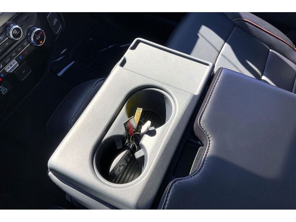 2025 Ford F-350 Super Duty LARIAT