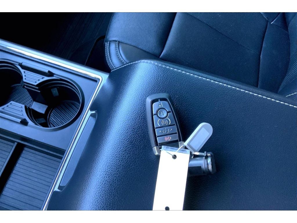 2022 Ford F-350 Super Duty LARIAT