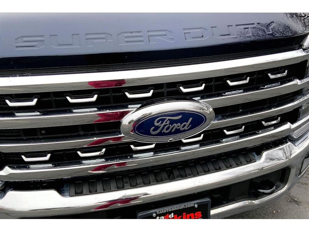2025 Ford F-350 Super Duty LARIAT