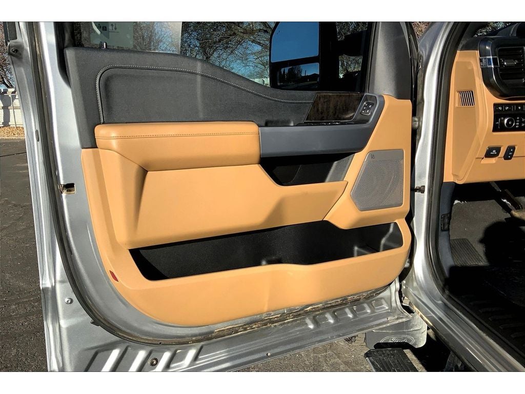 2024 Ford F-350 Super Duty LARIAT