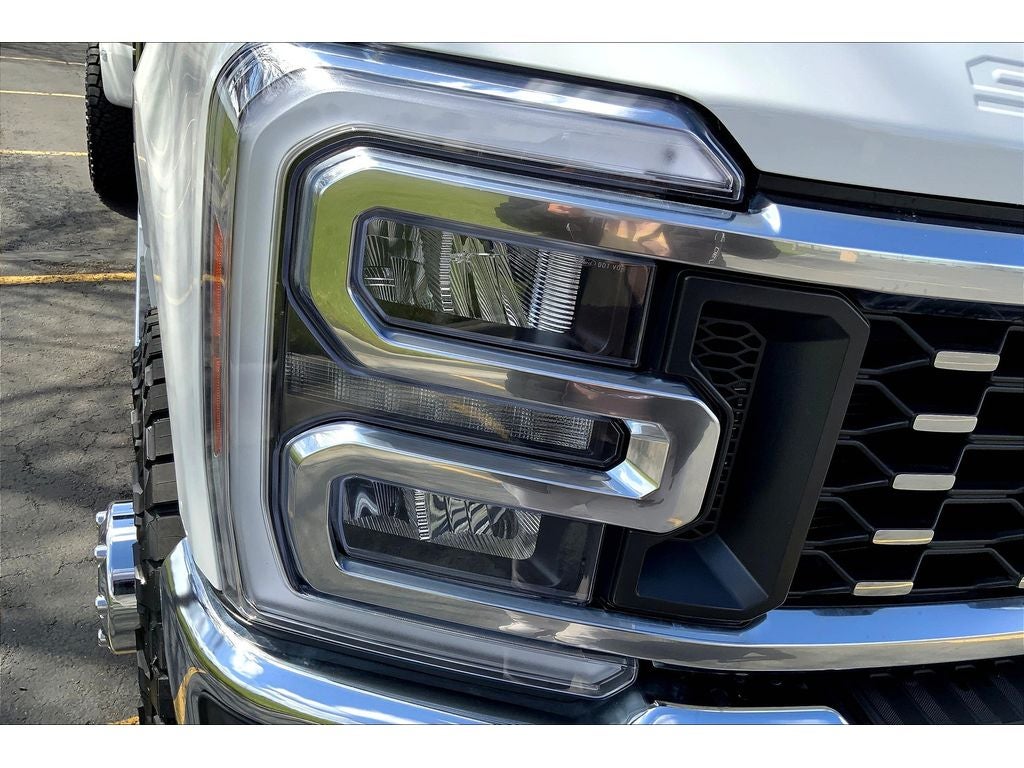 2024 Ford F-350 Super Duty LARIAT