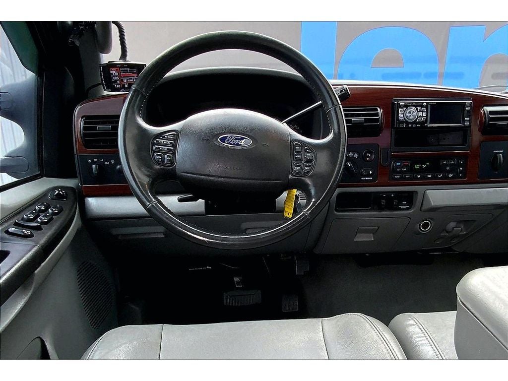 2005 Ford F-350 Super Duty XLT