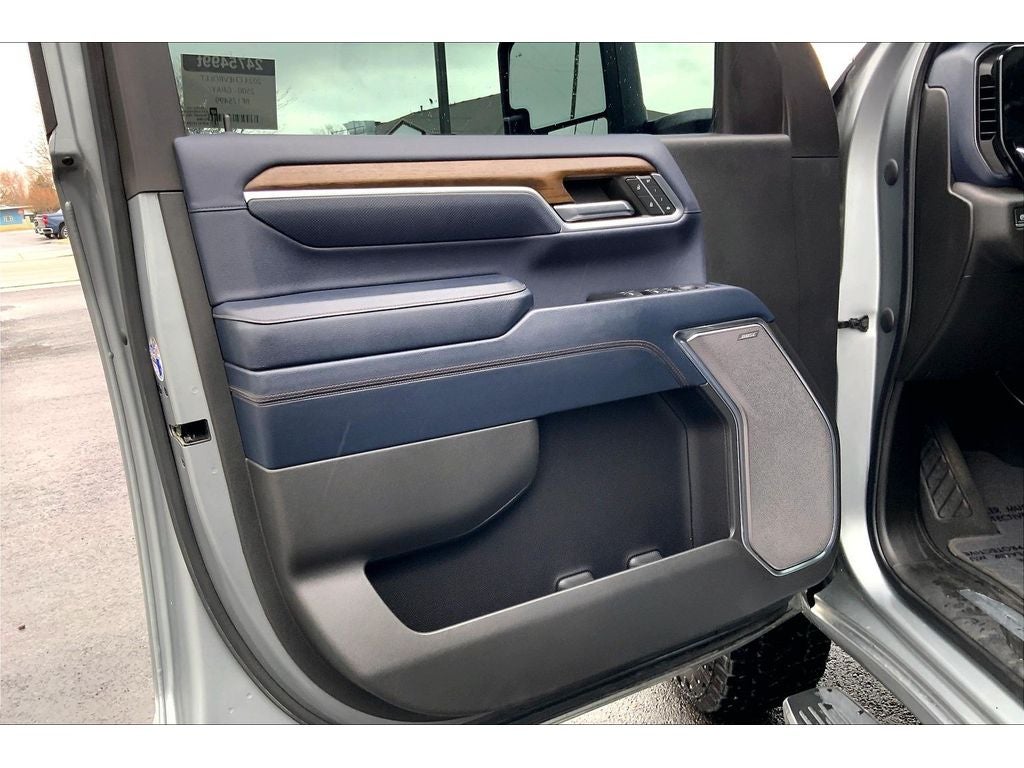 2024 Chevrolet Silverado 3500 High Country