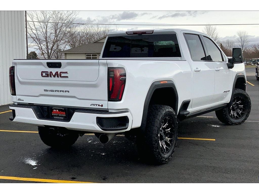 2024 GMC Sierra 2500 AT4