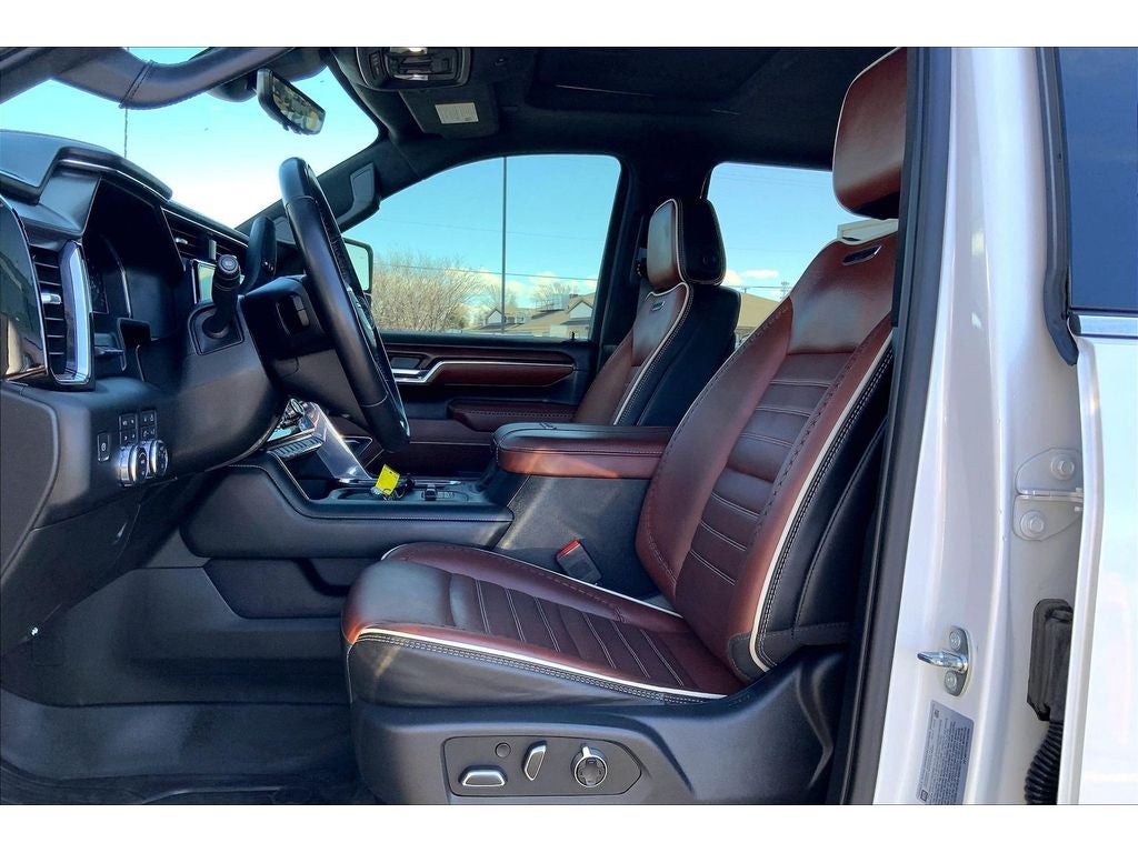 2024 GMC Sierra 3500 Denali Ultimate