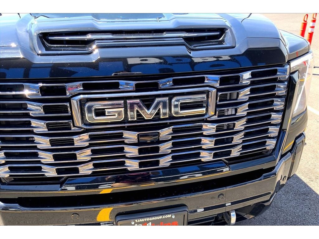2025 GMC Sierra 3500 Denali Ultimate