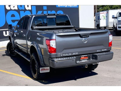 2016 Nissan Titan XD SL