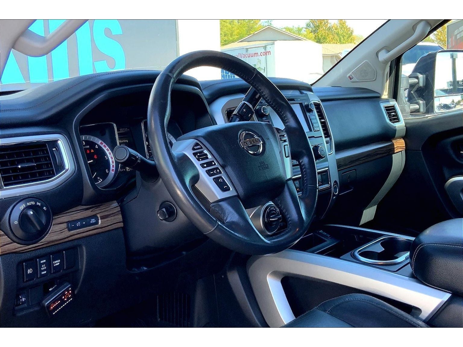 2016 Nissan Titan XD SL