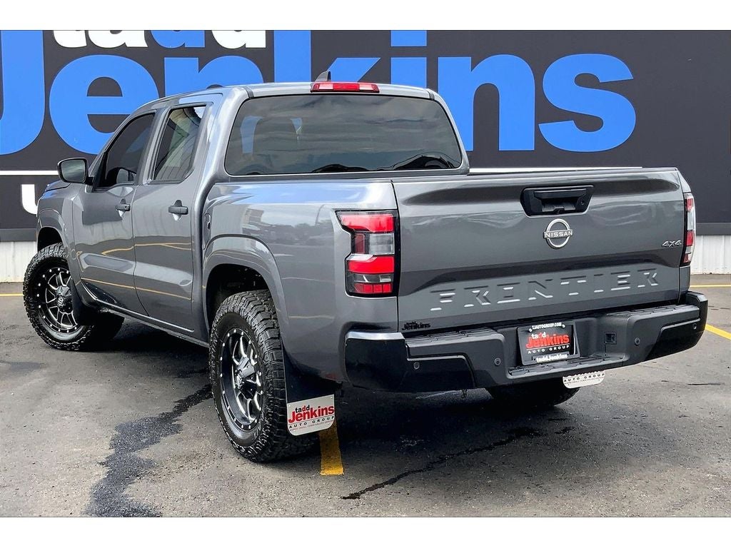 2022 Nissan Frontier S