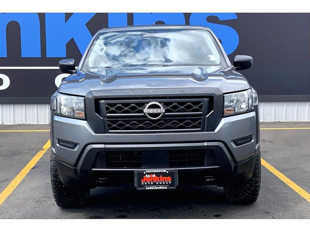 2022 Nissan Frontier S