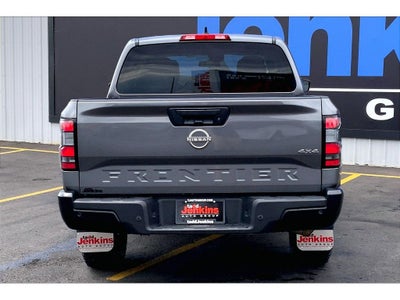 2022 Nissan Frontier S