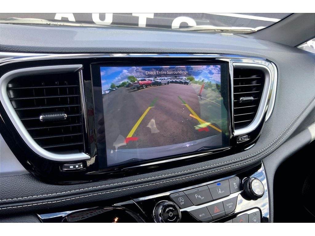 2025 Chrysler Pacifica Limited
