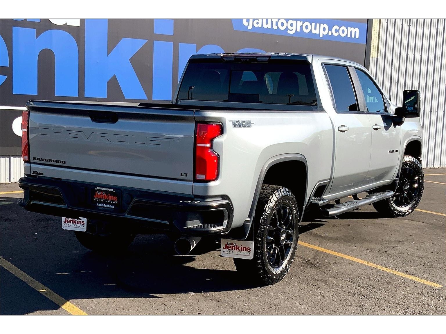 2025 Chevrolet Silverado 3500 LT