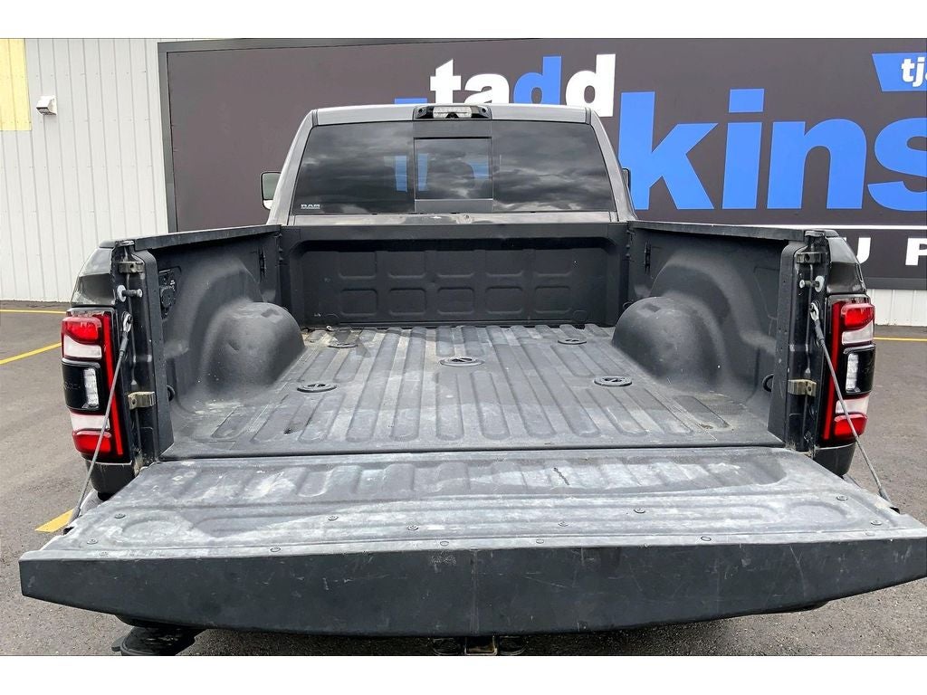 2022 RAM 3500 Laramie