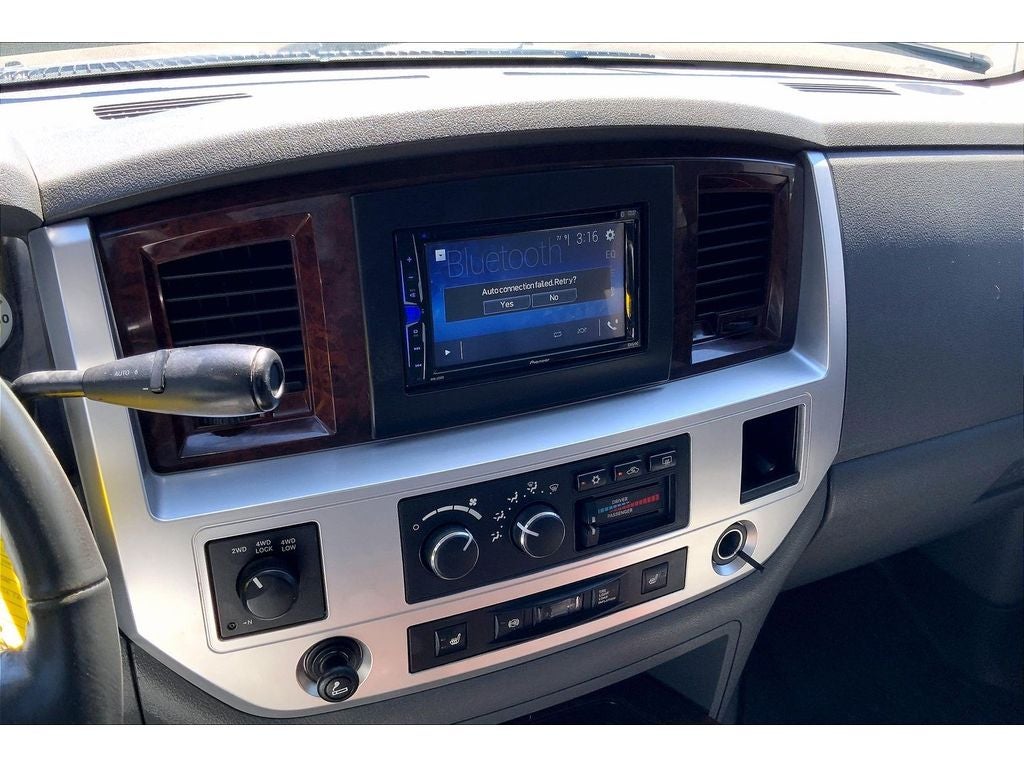 2009 Dodge Ram Pickup 2500 Laramie