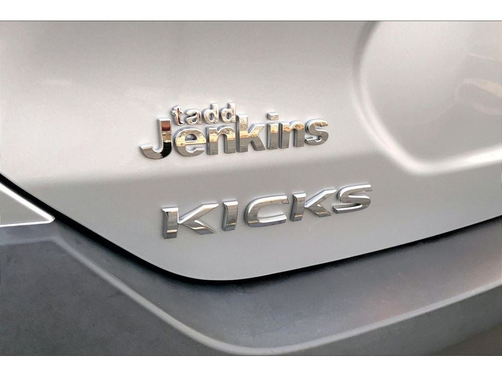 2020 Nissan Kicks SV