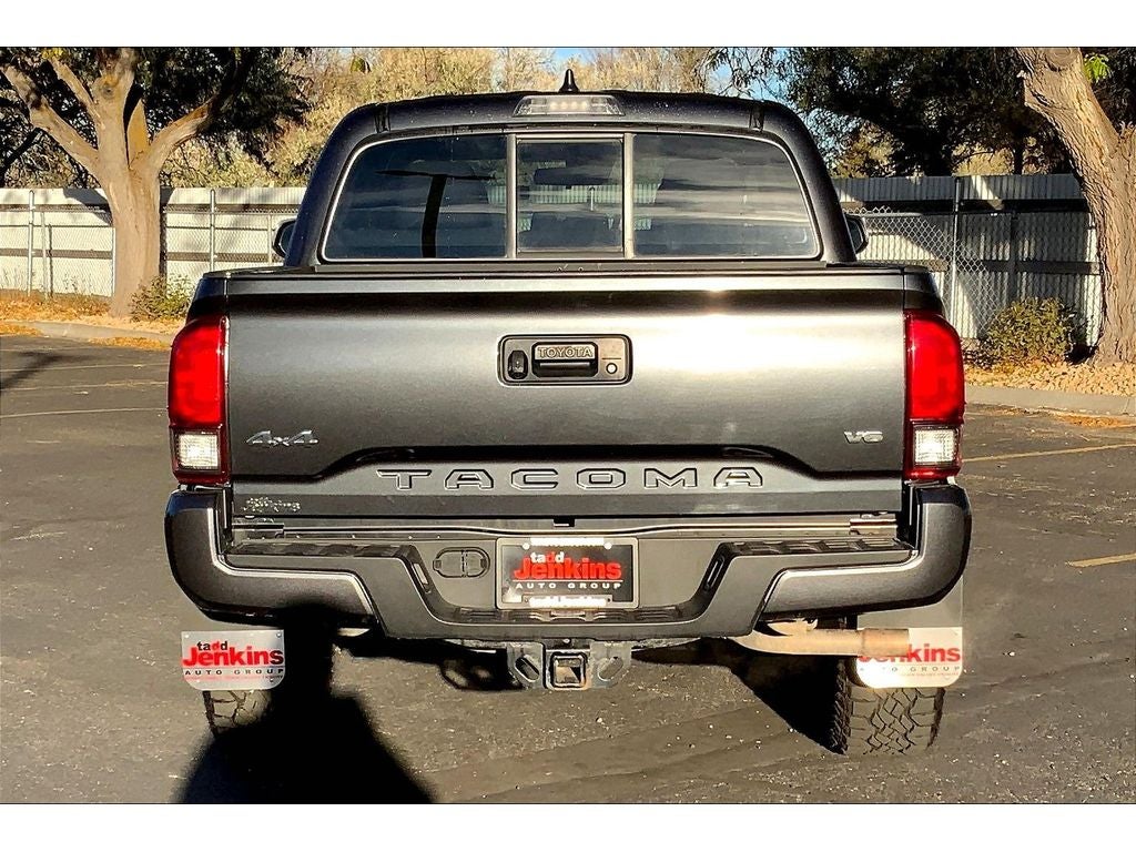 2022 Toyota Tacoma SR