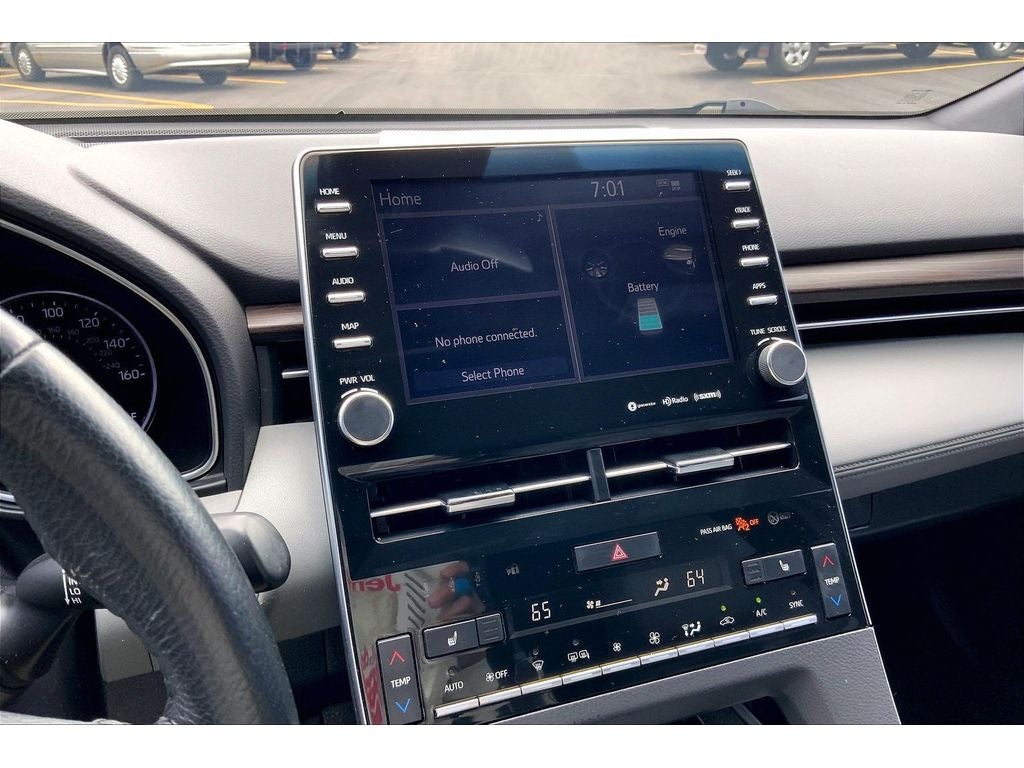 2021 Toyota Avalon Hybrid XLE