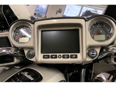 2022 INDIAN MOTORCYCLE CHIEFTAIN Base