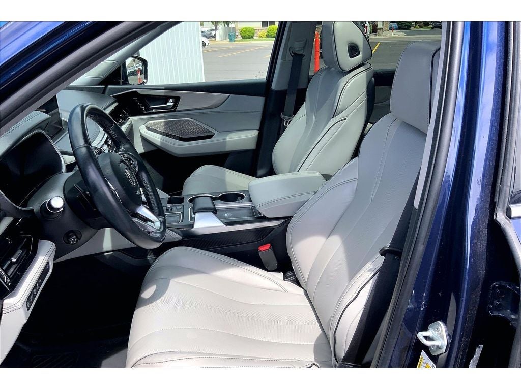 2022 Acura MDX w/Advance Package