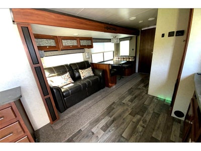 2017 HEARTLAND WILDERNESS Base