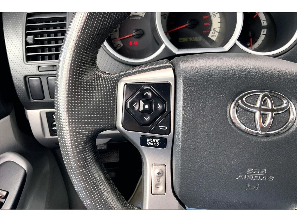 2015 Toyota Tacoma Base V6 (M6)