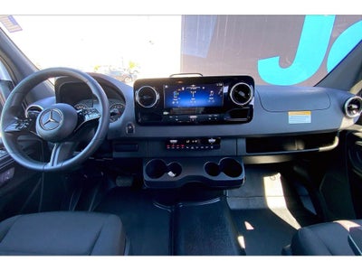 2026 Mercedes-Benz Sprinter 2500 High Roof 4-Cyl Diesel
