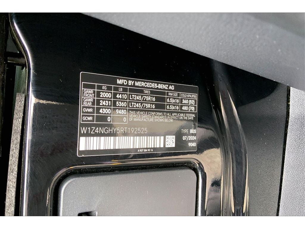 2024 Mercedes-Benz Sprinter 2500 High Roof 4-Cyl Diesel HO