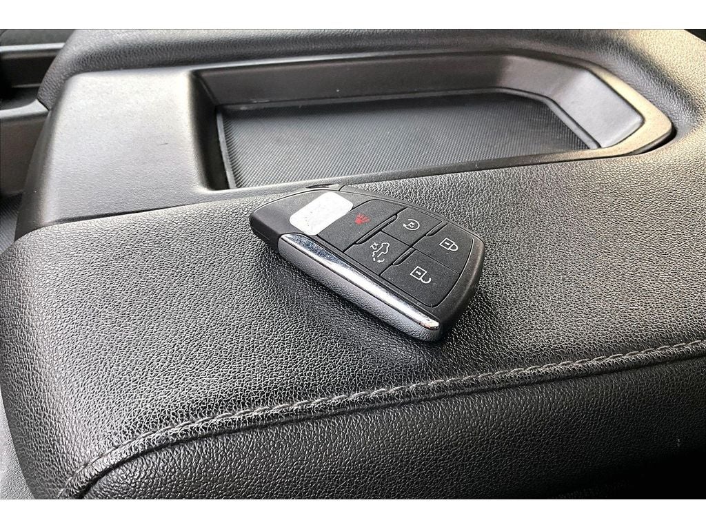 2024 Chevrolet Silverado Custom