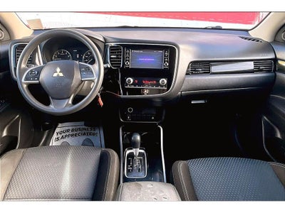 2020 Mitsubishi Outlander ES