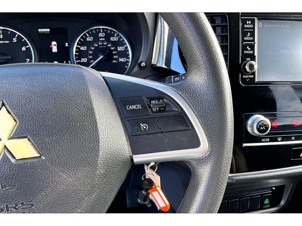 2020 Mitsubishi Outlander ES