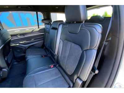 2026 Jeep Grand Cherokee L Laredo Altitude