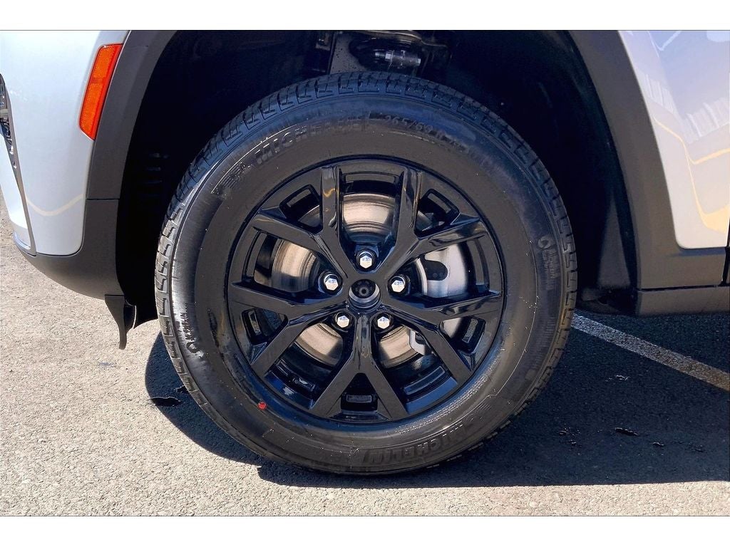 2026 Jeep Grand Cherokee L Laredo Altitude