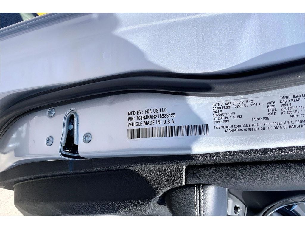 2026 Jeep Grand Cherokee L Laredo Altitude