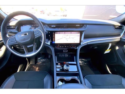 2026 Jeep Grand Cherokee L Laredo Altitude