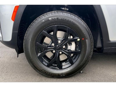 2026 Jeep Grand Cherokee L Laredo Altitude