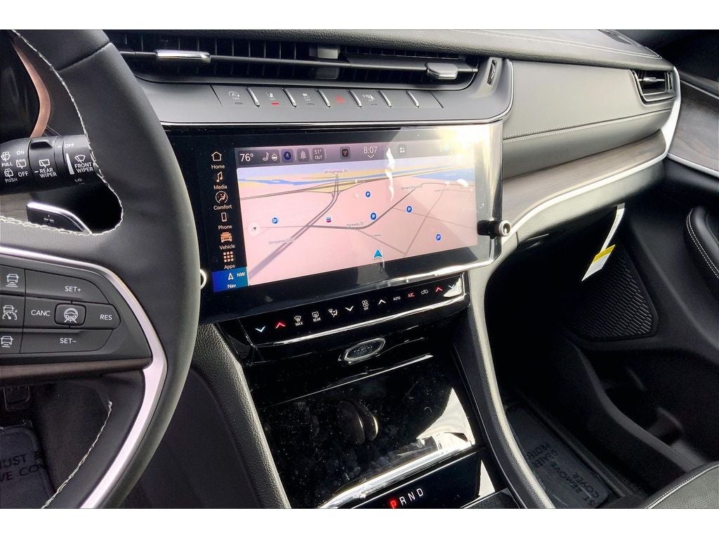 2026 Jeep Grand Cherokee L Laredo Altitude