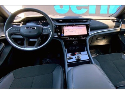 2026 Jeep Grand Cherokee L Laredo Altitude